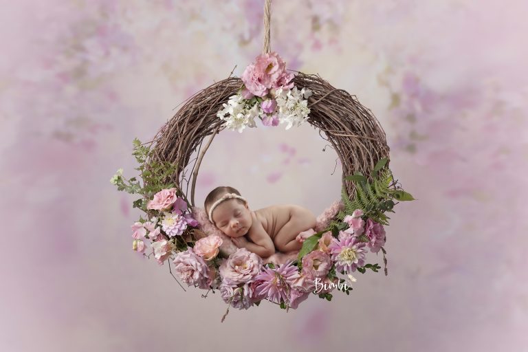 Swing Wreath Pink Floral